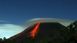 Вулкан Лава