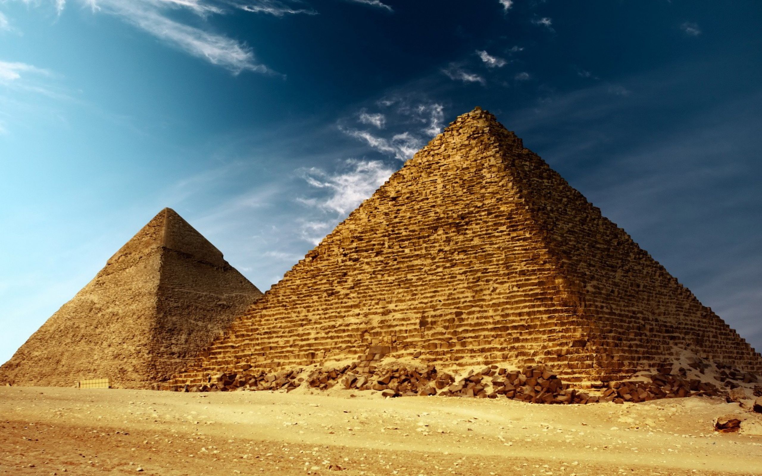 Что представляют собой египетские пирамиды. Пирамида Хуфу древний Египет. Египетская пирамида Хеопса. Хеопс это в древнем Египте. Каир пирамиды.