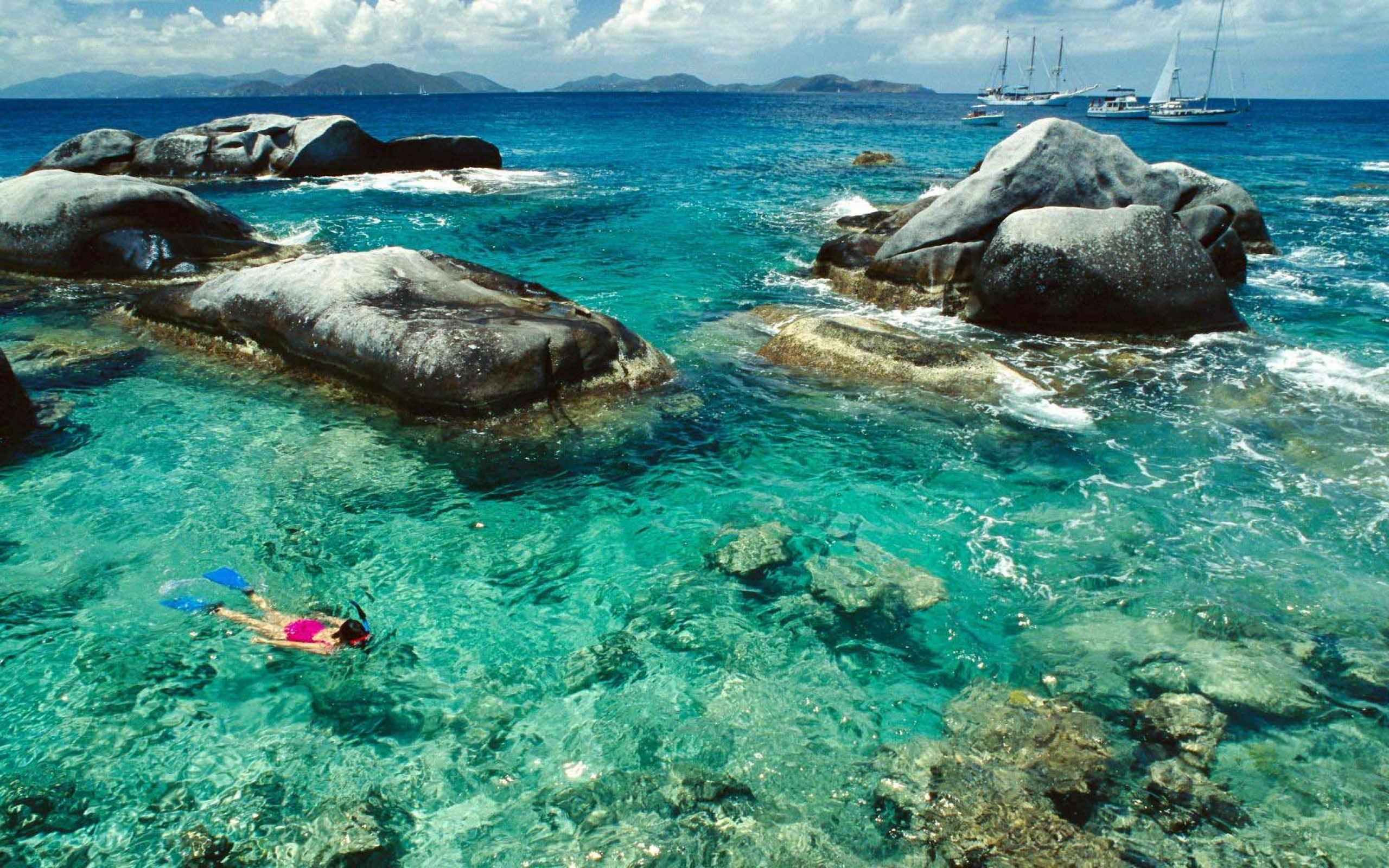 Карибское море. Карибское море острова Галапагос. The Baths, британские Виргинские острова. Море фото. Острова с прозрачной водой.