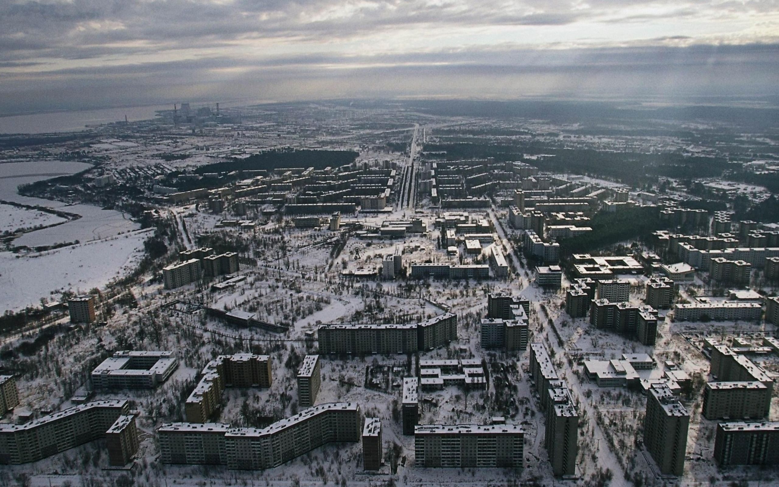 Город побратим припяти во франции. Чернобыль город Припять. Припять город призрак. Город Припять и ЧАЭС.